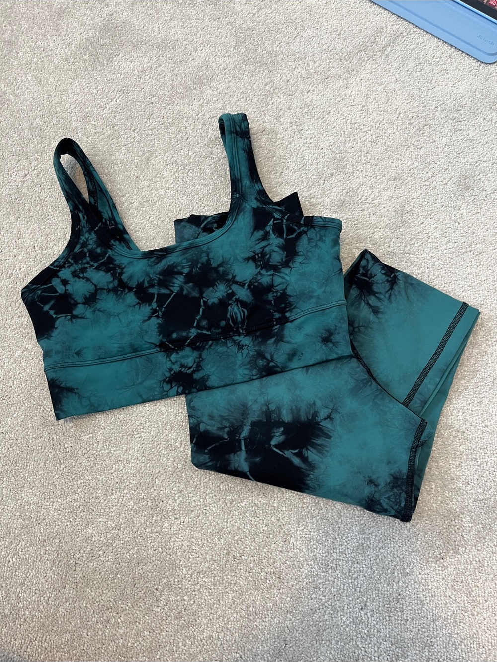 Electric & Rose Teal and Black Tie-Dye Athletic Sports Bra and Leggings Set